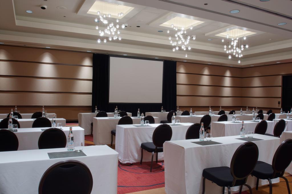 Hotel Murano Tacoma Zewnętrze zdjęcie A meeting room